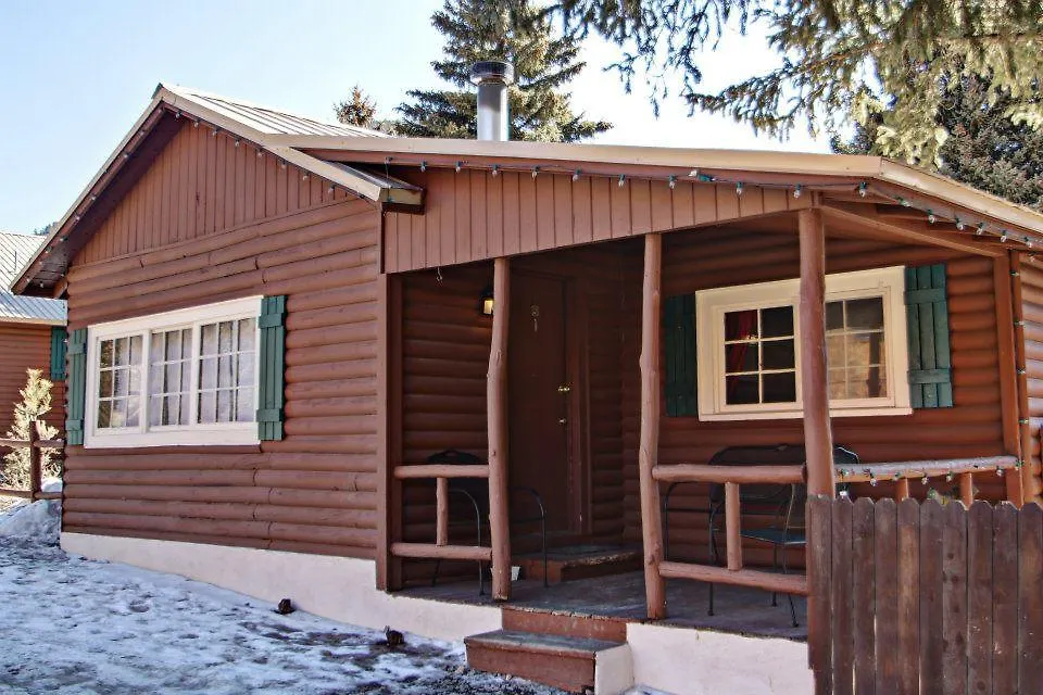 Three Bears Lodge-1