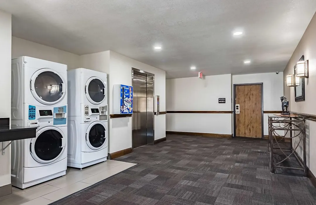 Studio 6-Plano, Tx-1