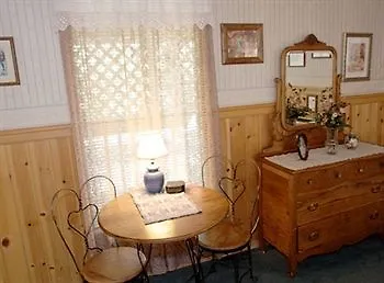 Cathy'S Cottages-1
