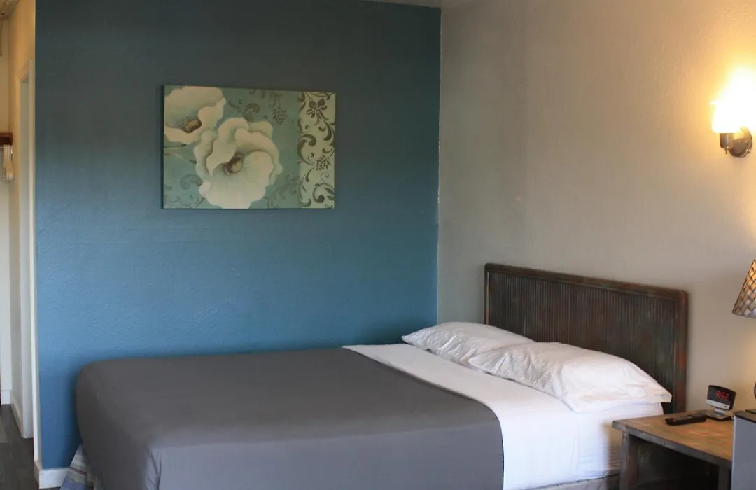 The State Inn-1