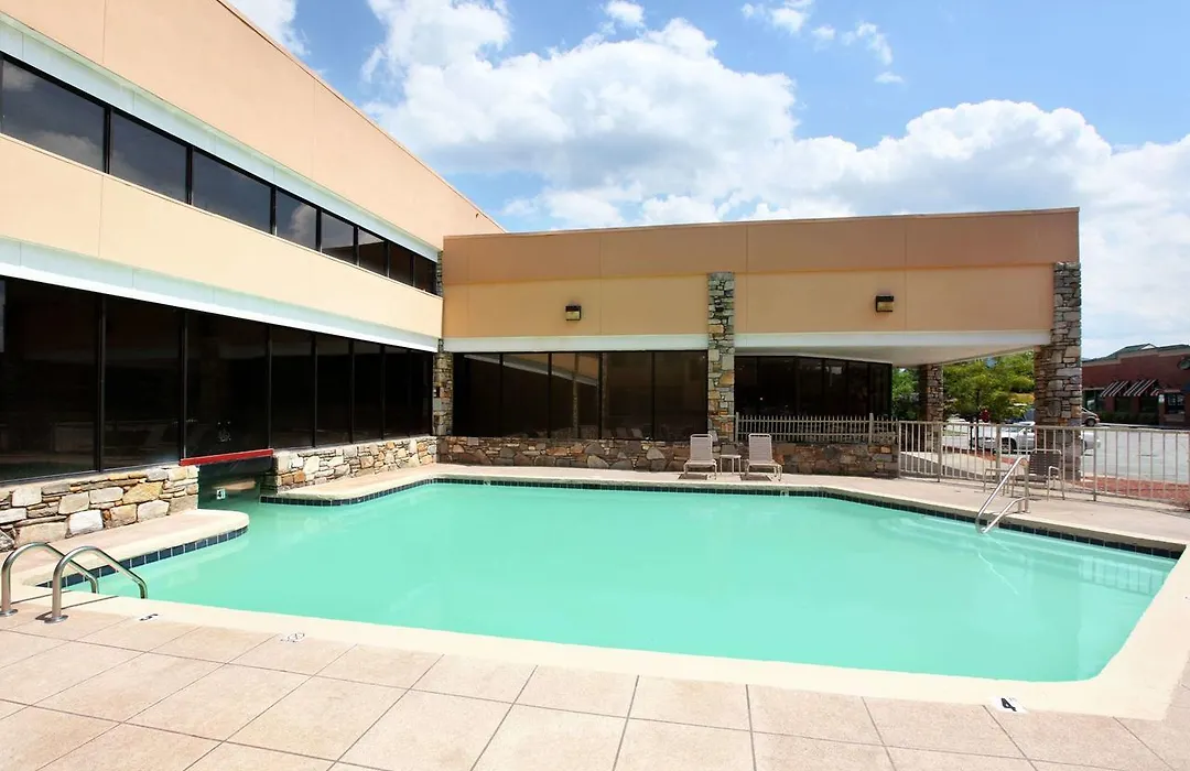 Ramada By Wyndham Asheville / Biltmore West-1