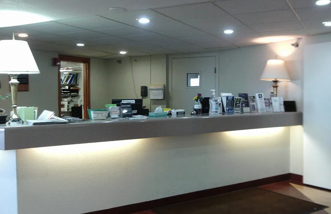 5Th Avenue Inn & Suites-1