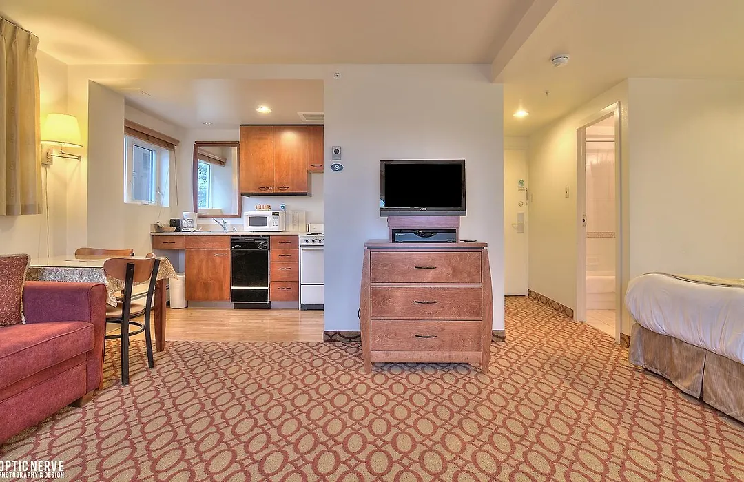 Anchorage Grand Hotel-1