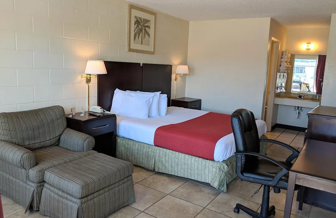 American Quality Lodge-1