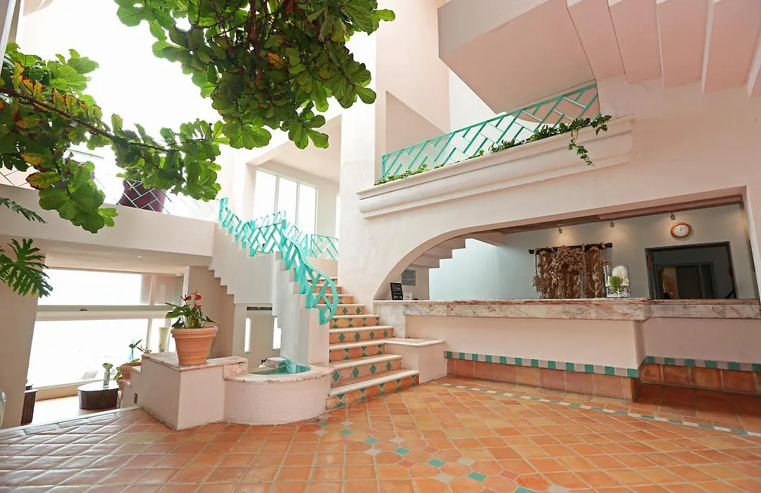 Hotel Las Rosas & Spa-1