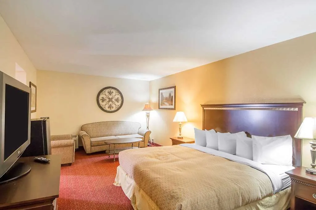 Clarion Inn Tulsa International Airport-1