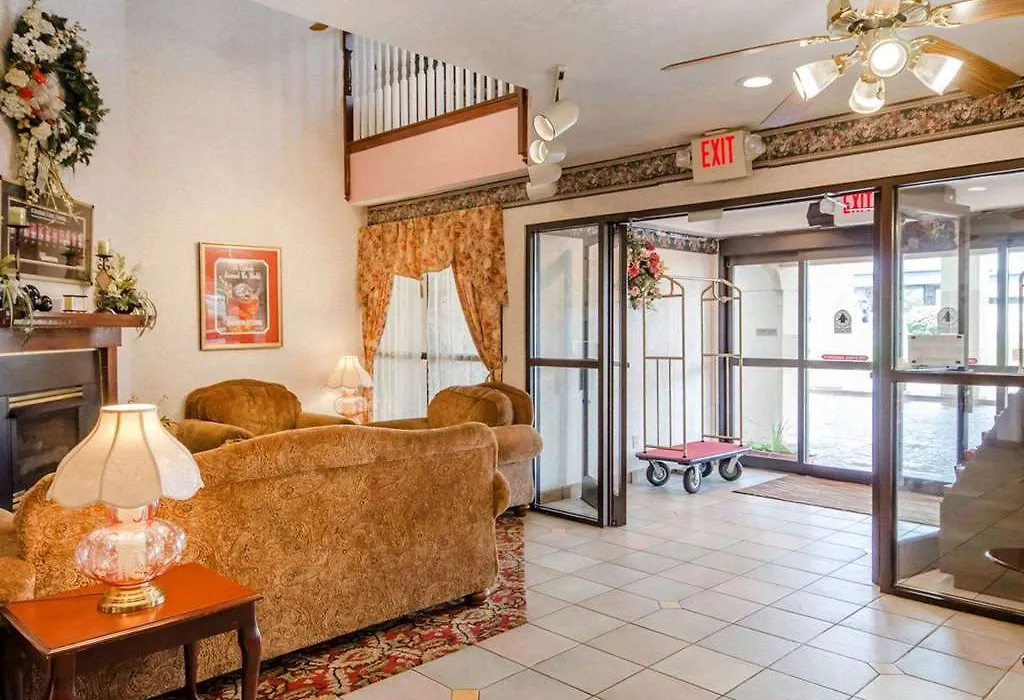 Comfort Inn-1