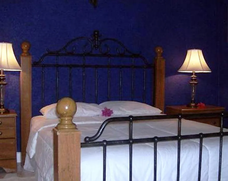 Bar-B-Barn Beach Hotel-1