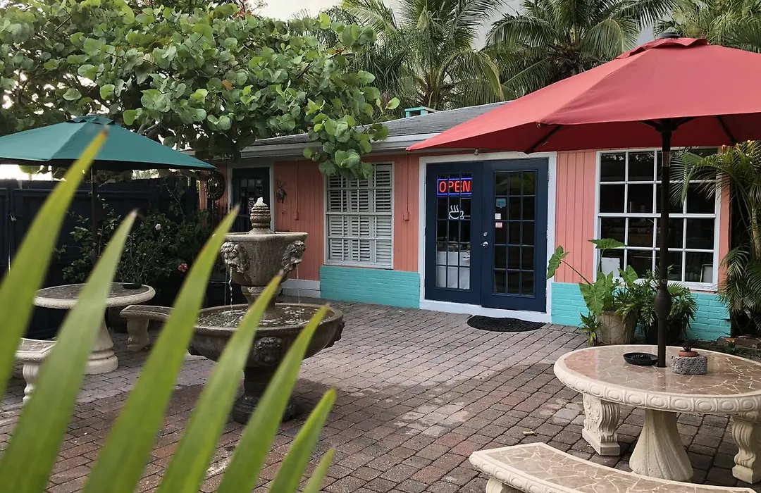 Calypso Inn Wilton Gay Male Resort-1