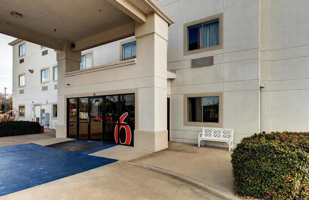 Motel 6 Waco - Woodway-1