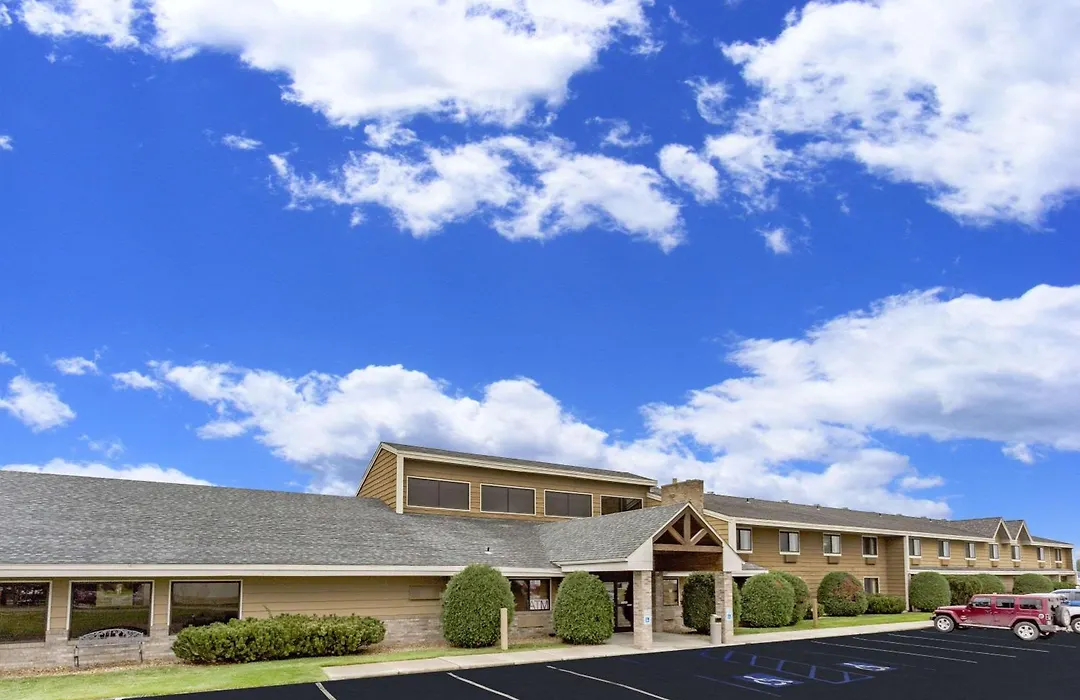 Americinn By Wyndham Dickinson-1