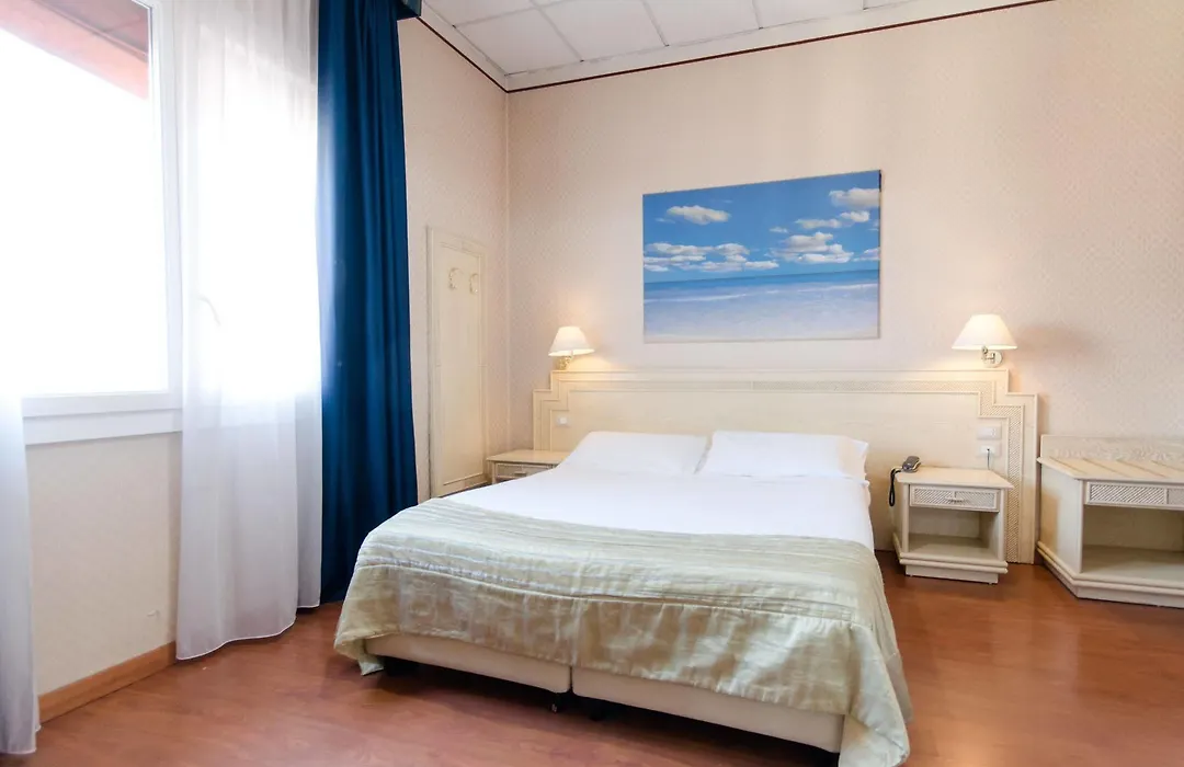 Hotel Centrale-1