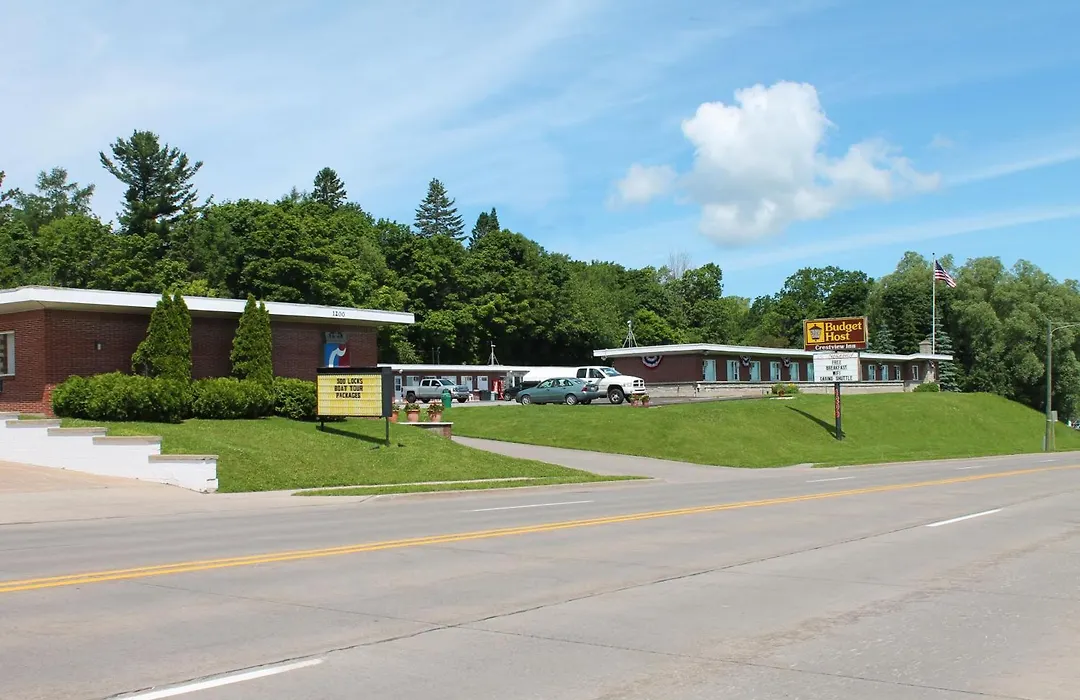 Budget Host Crestview Inn-1