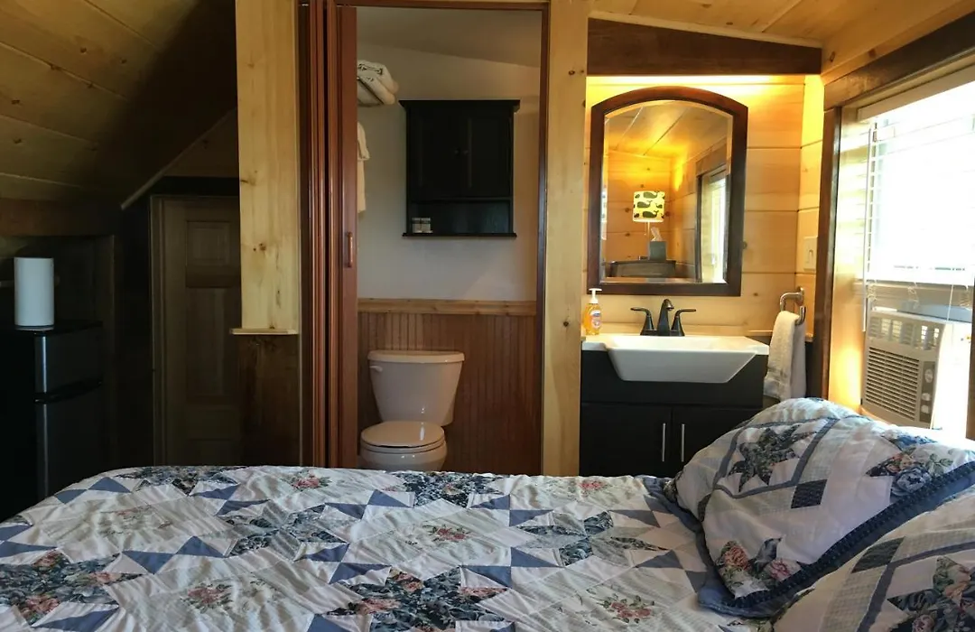 Beach Cottage Inn-1