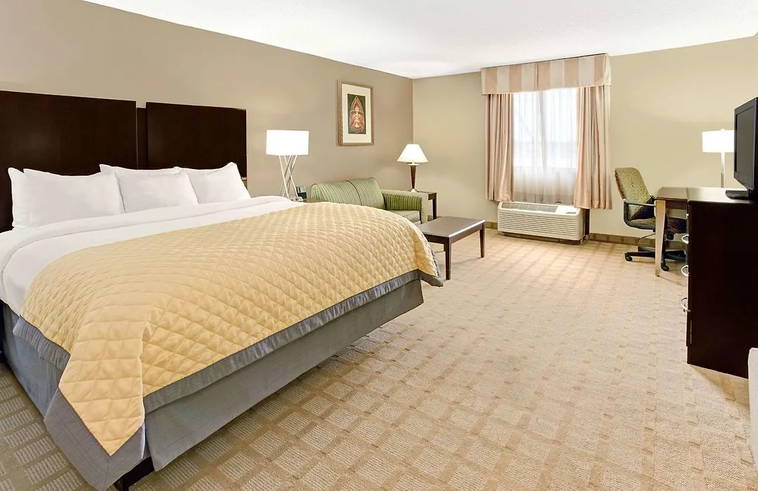 Wyndham Garden Shreveport-1