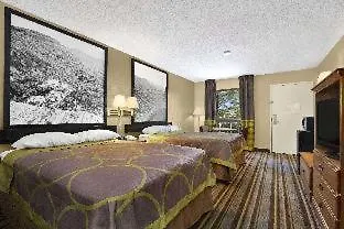 Super 8 By Wyndham Oxford-1
