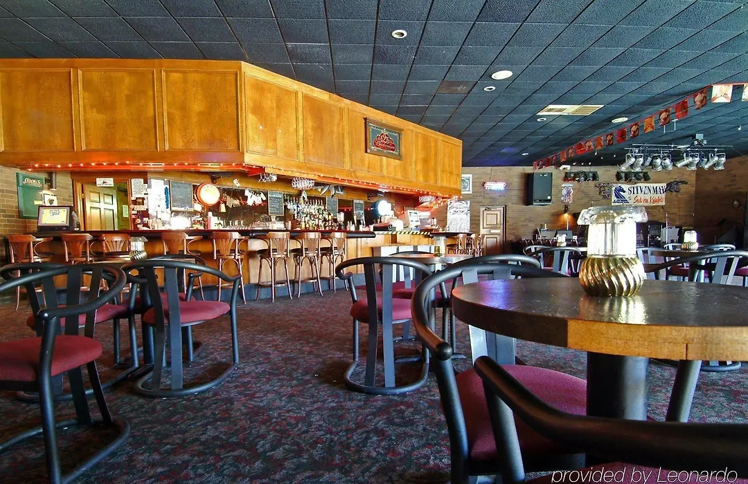 Palm Aire Hotel And Suites Weslaco-1