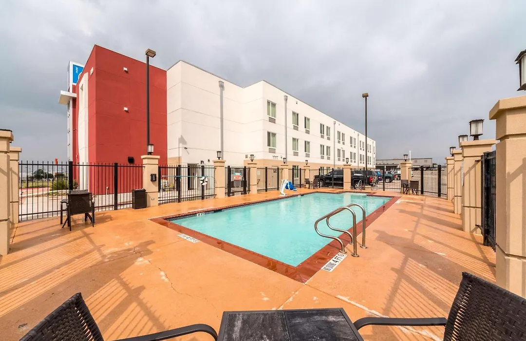 Motel 6-Laredo, Tx - Airport-1