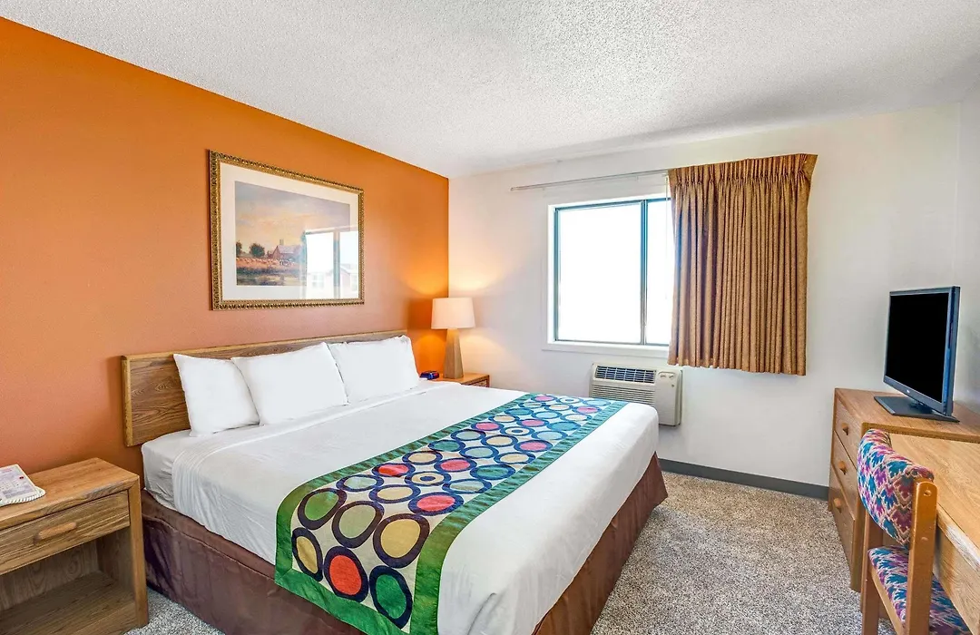 Super 8 By Wyndham Aberdeen West-1