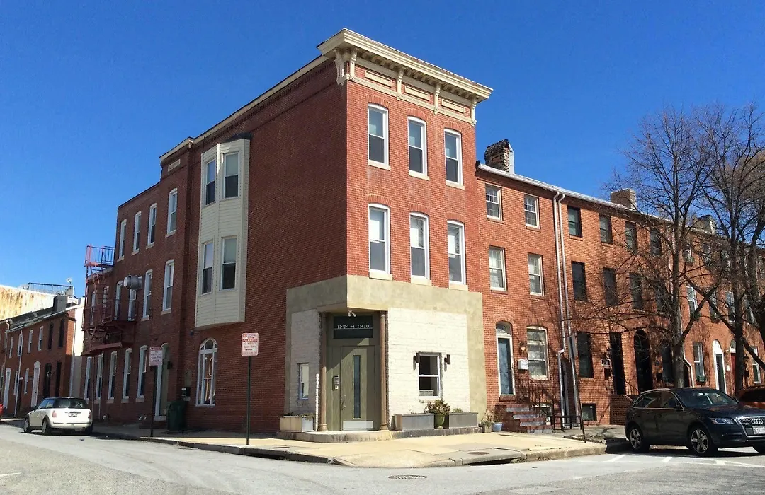 Inn At 2920-1