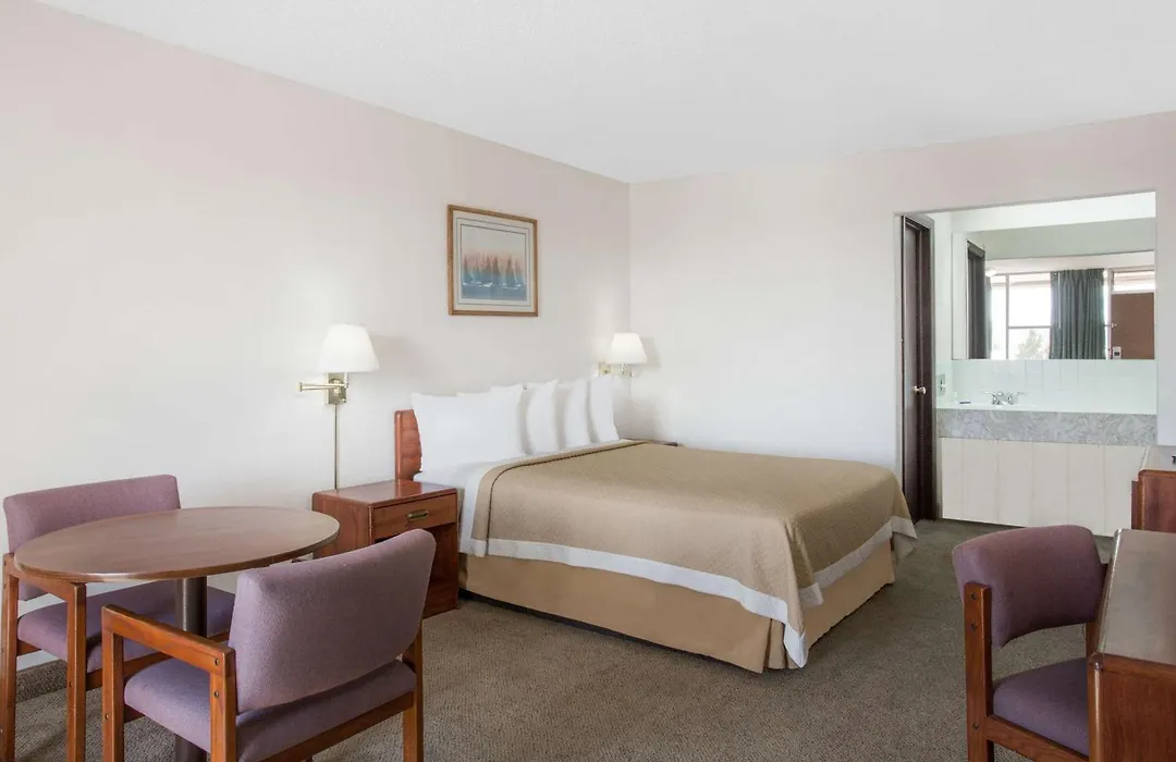 Baymont By Wyndham Rock Springs-1