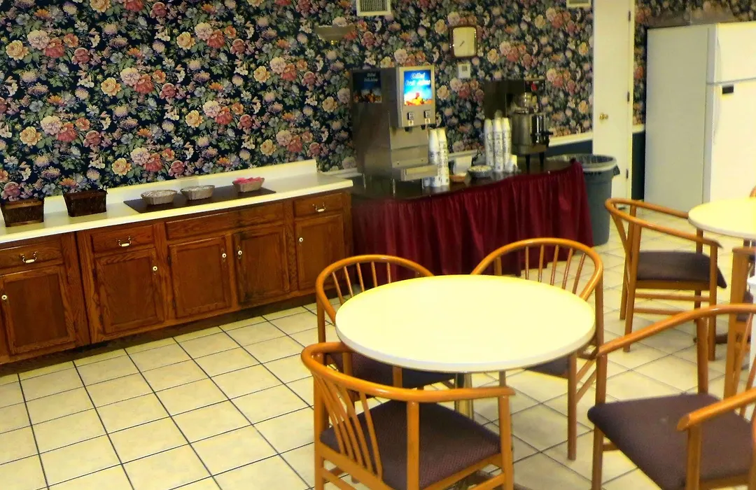 Peach Tree Inn-1