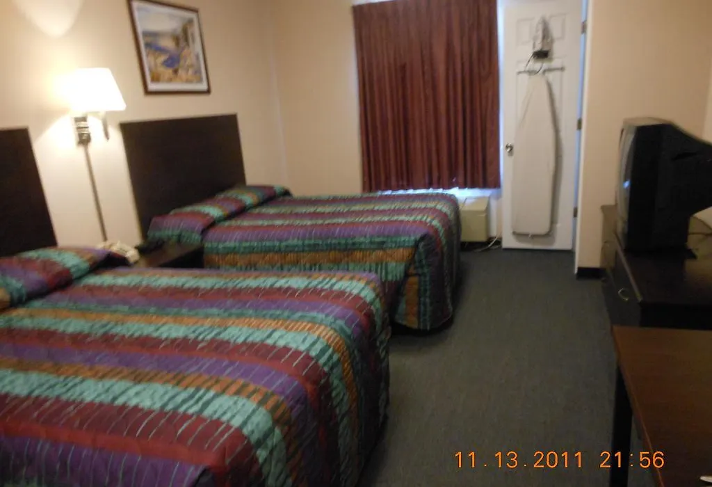 Savannah Suites Chesapeake-1