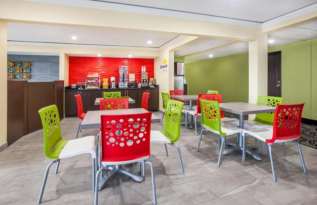 Days Inn By Wyndham Miami-1