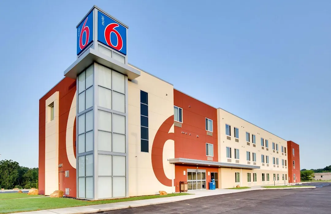 Motel 6 Poplar Bluff, Mo-1