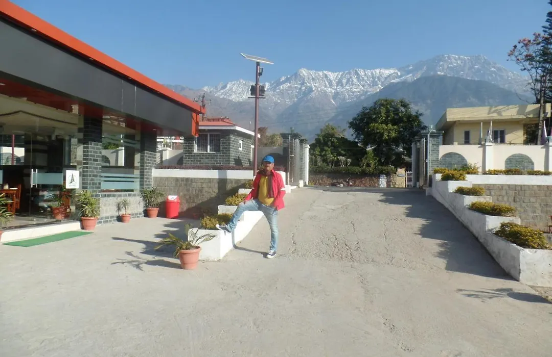 Hotel Dharamshala Paradise-1