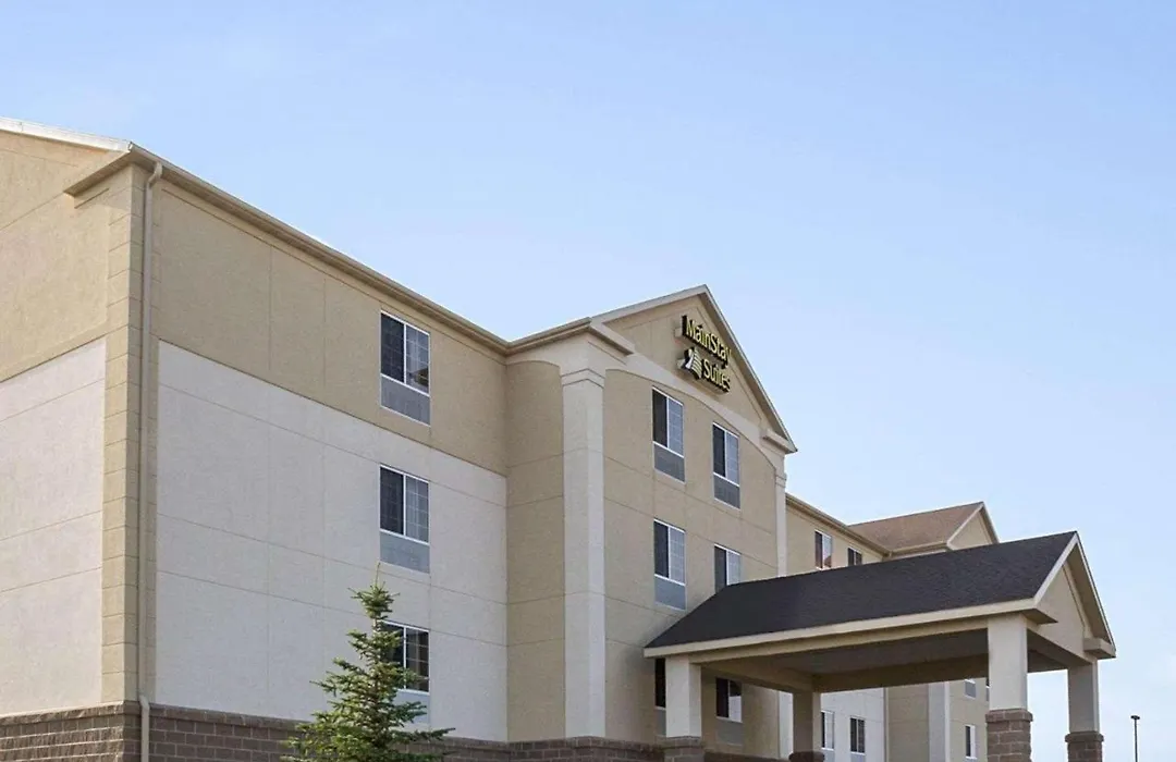 Mainstay Suites Bismarck-1