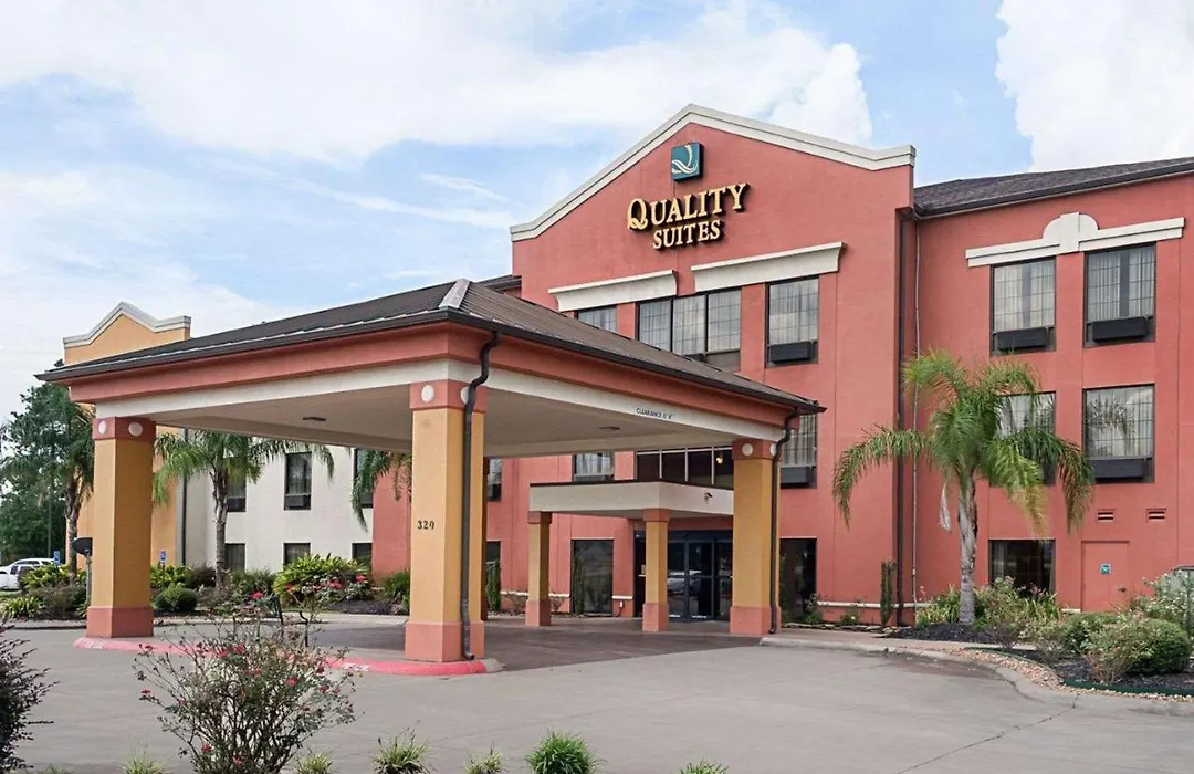 Quality Suites-1