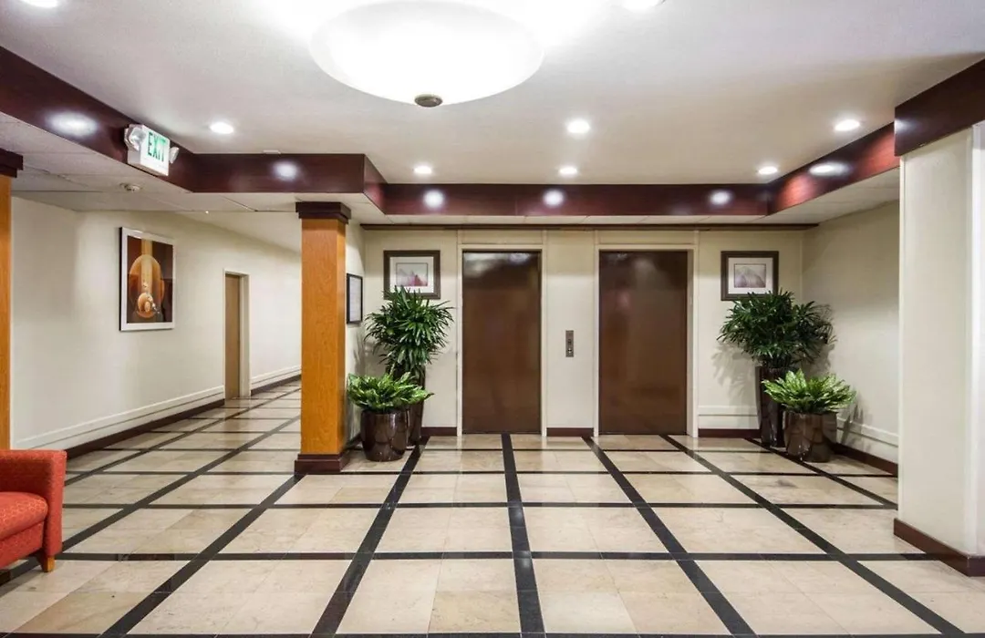 Comfort Inn & Suites Oakland Airport-1