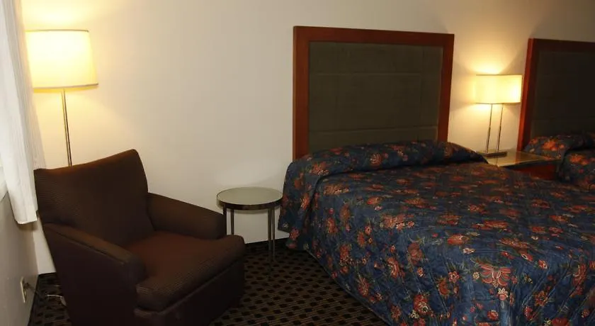 Chestnut Tree Inn Portland Mall 205-1