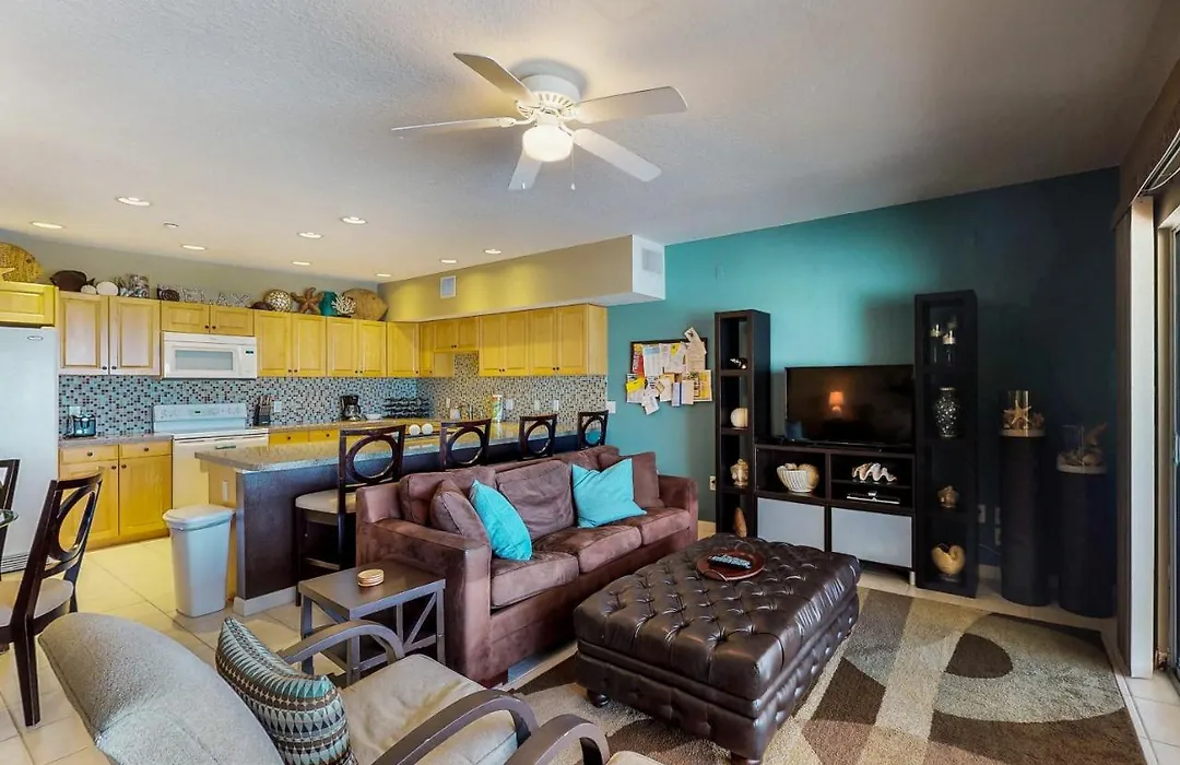 Casa De Playa 211-1