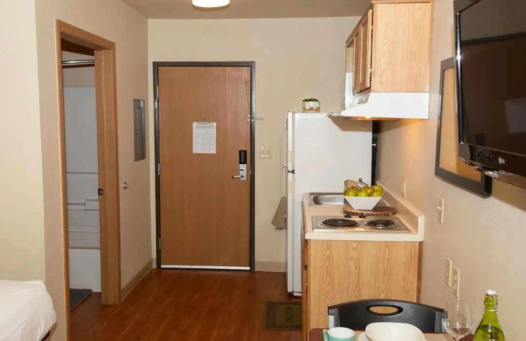 Siegel Select Alexandria-1