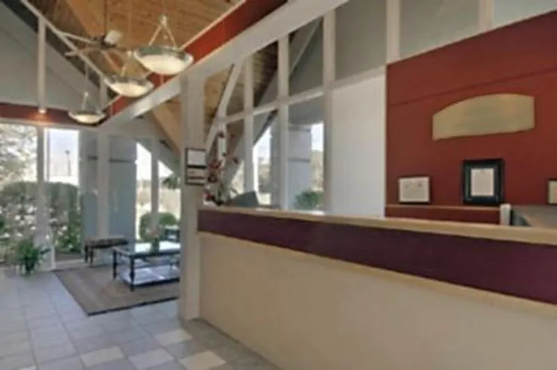 Super 8 By Wyndham Macon Ga-1