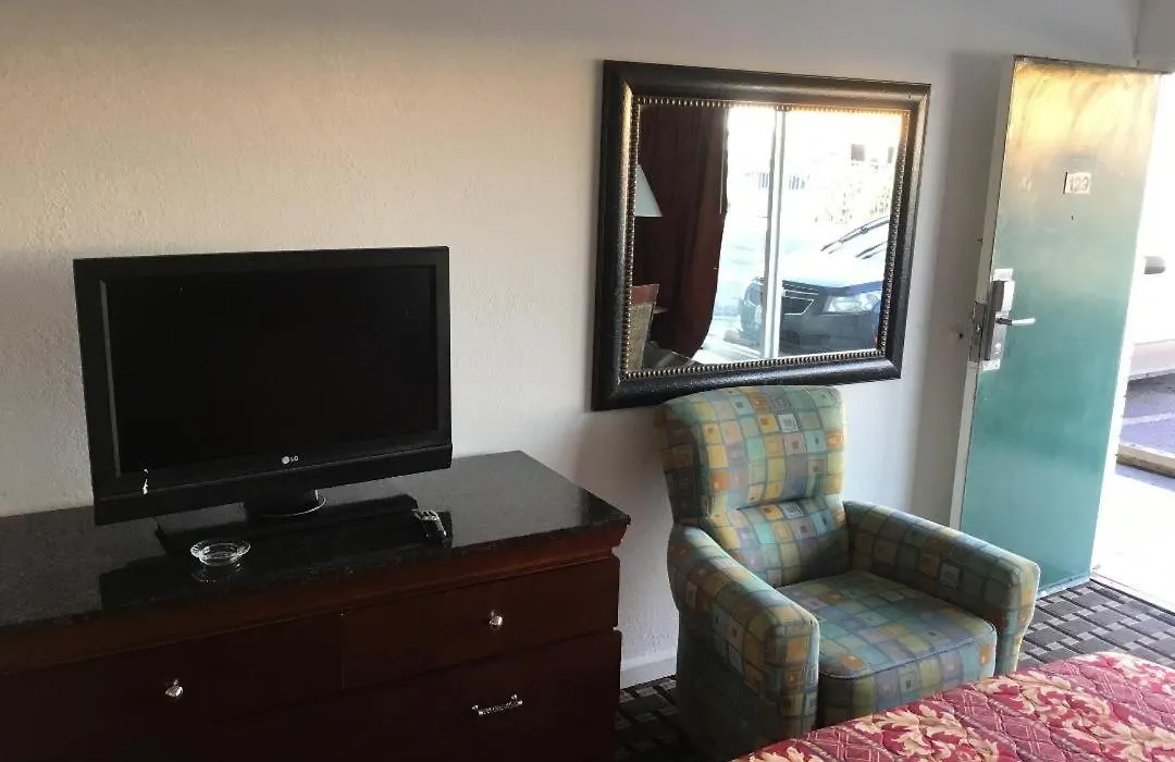 Houston Inn And Suites-1