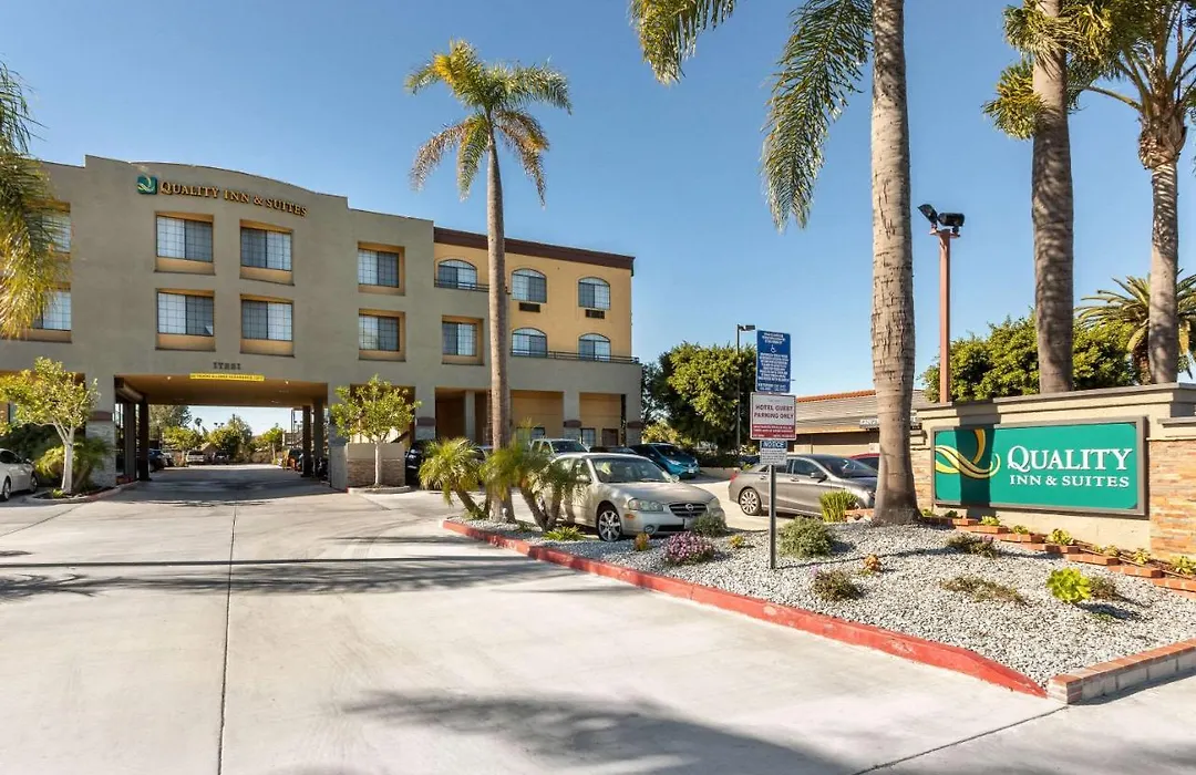 Quality Inn & Suites Huntington Beach-1