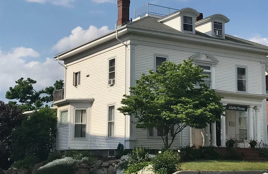 Julietta House-1