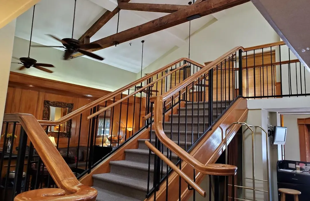 Governors Inn Hotel-1