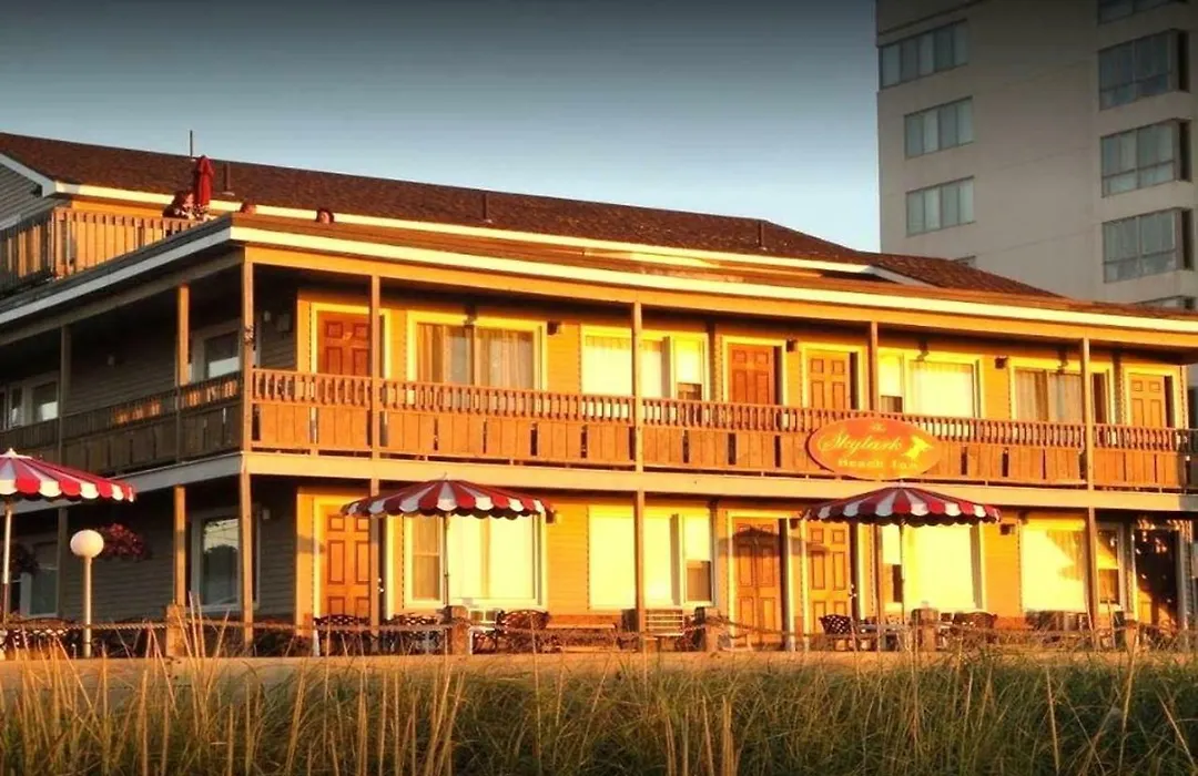 The Skylark Beach Inn-1