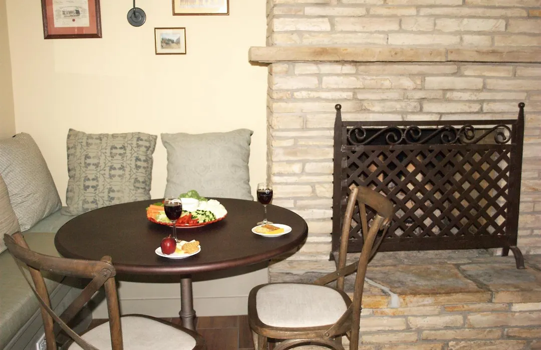 Coachman'S Inn, A Four Sisters Inn-1