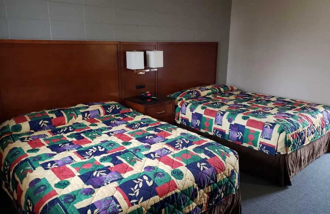 Skyview Inn-1
