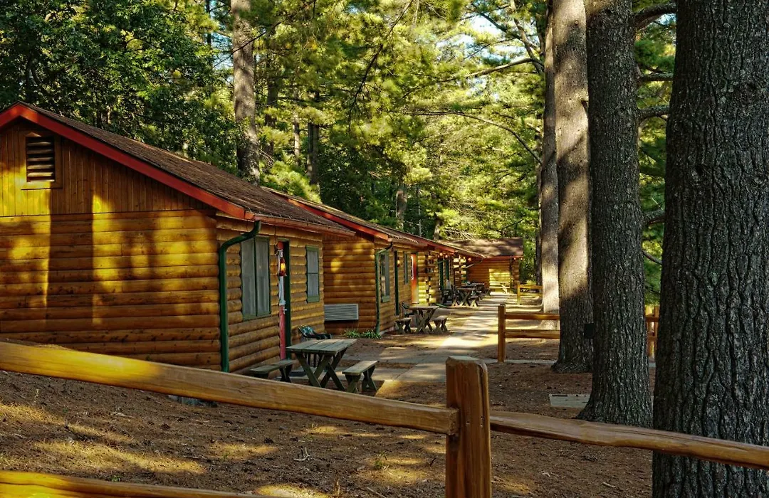 Log Cabins At Meadowbrook Resort-1