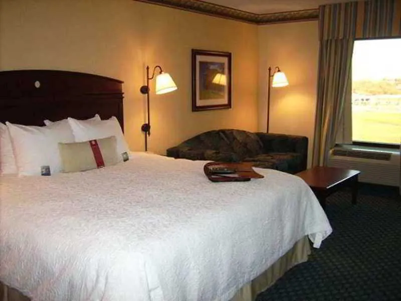 Hampton Inn Maysville-1