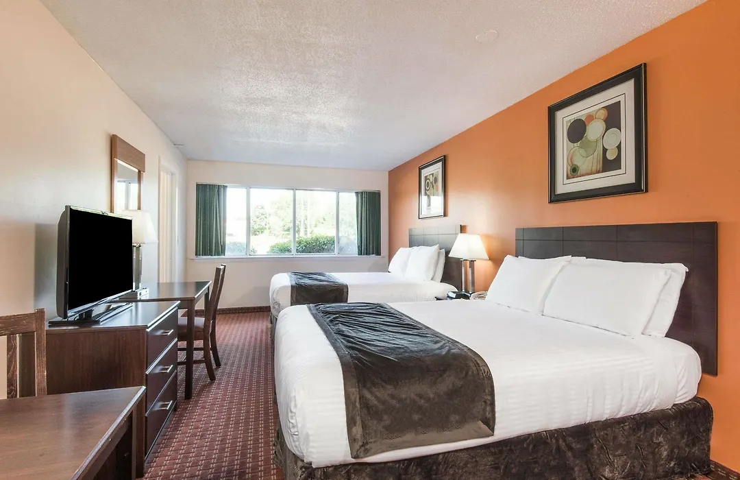 Days Inn & Suites By Wyndham Groton Near The Casinos-1
