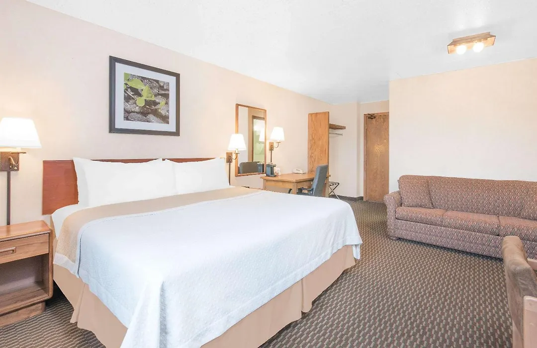 Days Inn By Wyndham West Rapid City-1
