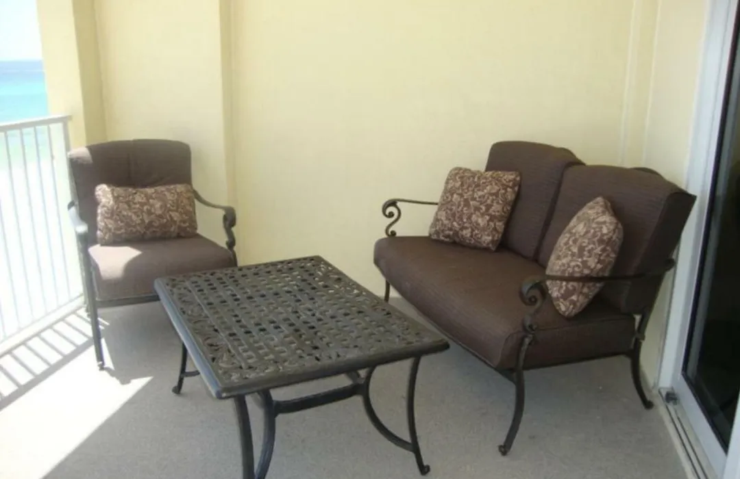 Ocean Reef 2 Bedroom/2 Bath!-1