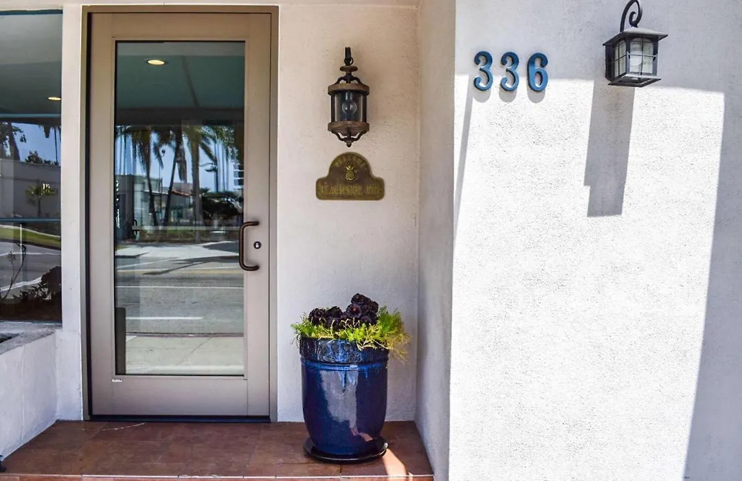 Beachside Inn-1